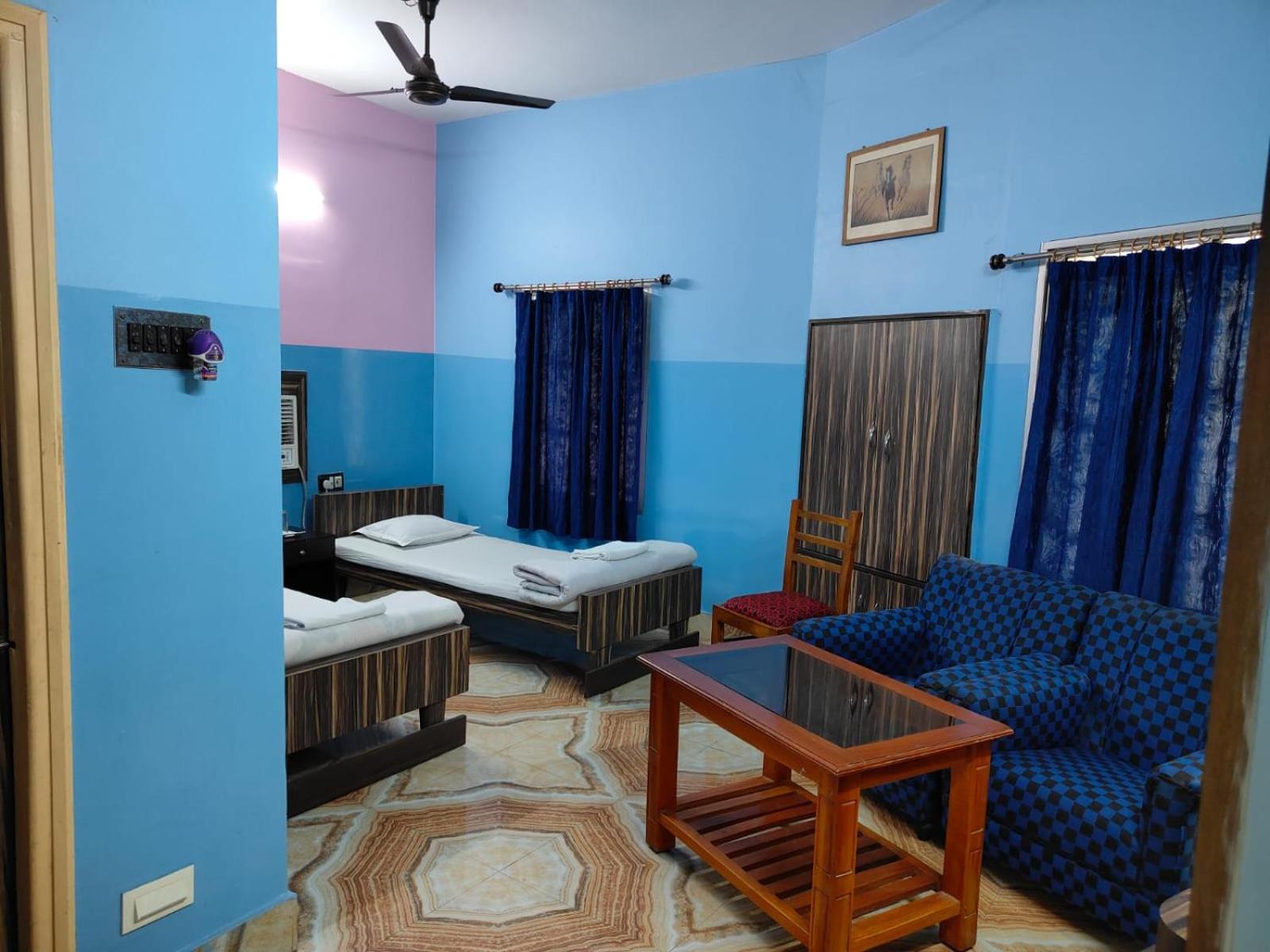 Hotel Purbanchal Māldah Kültér fotó